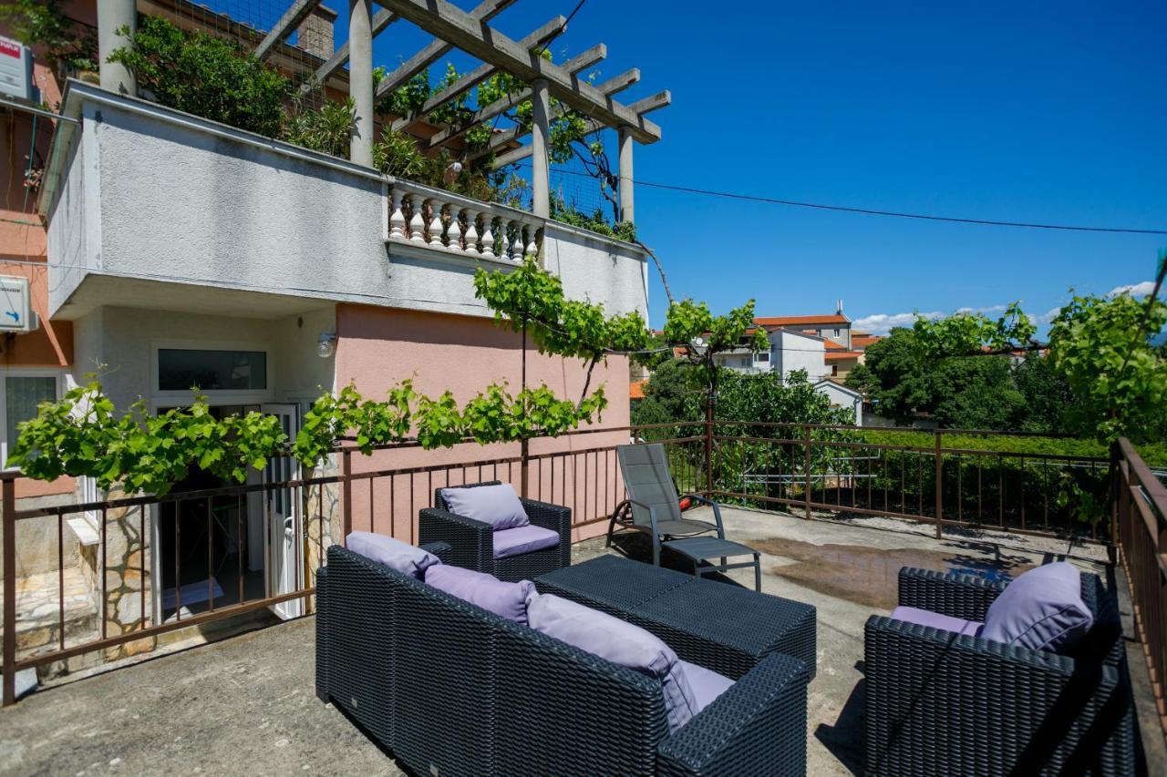 Oliva Apartment Връбник Екстериор снимка