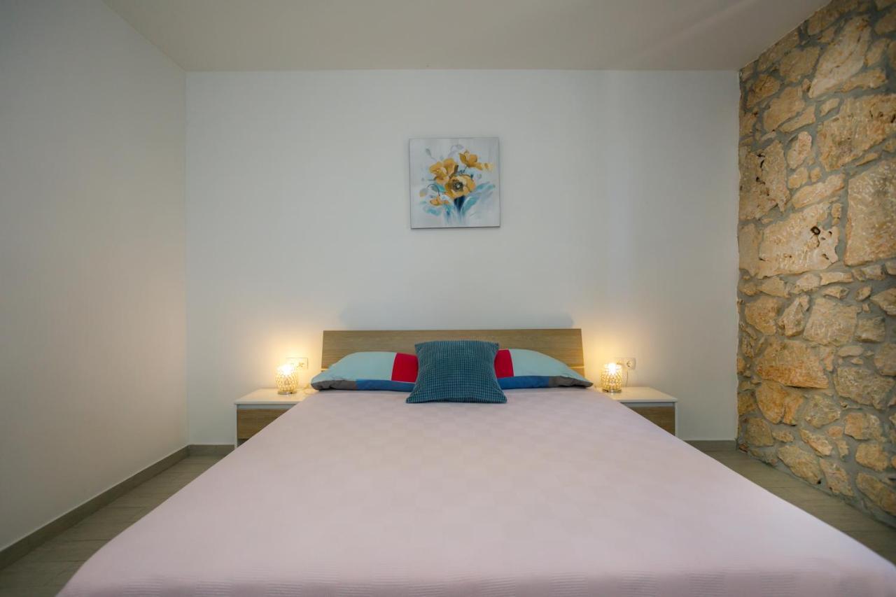 Oliva Apartment Връбник Екстериор снимка
