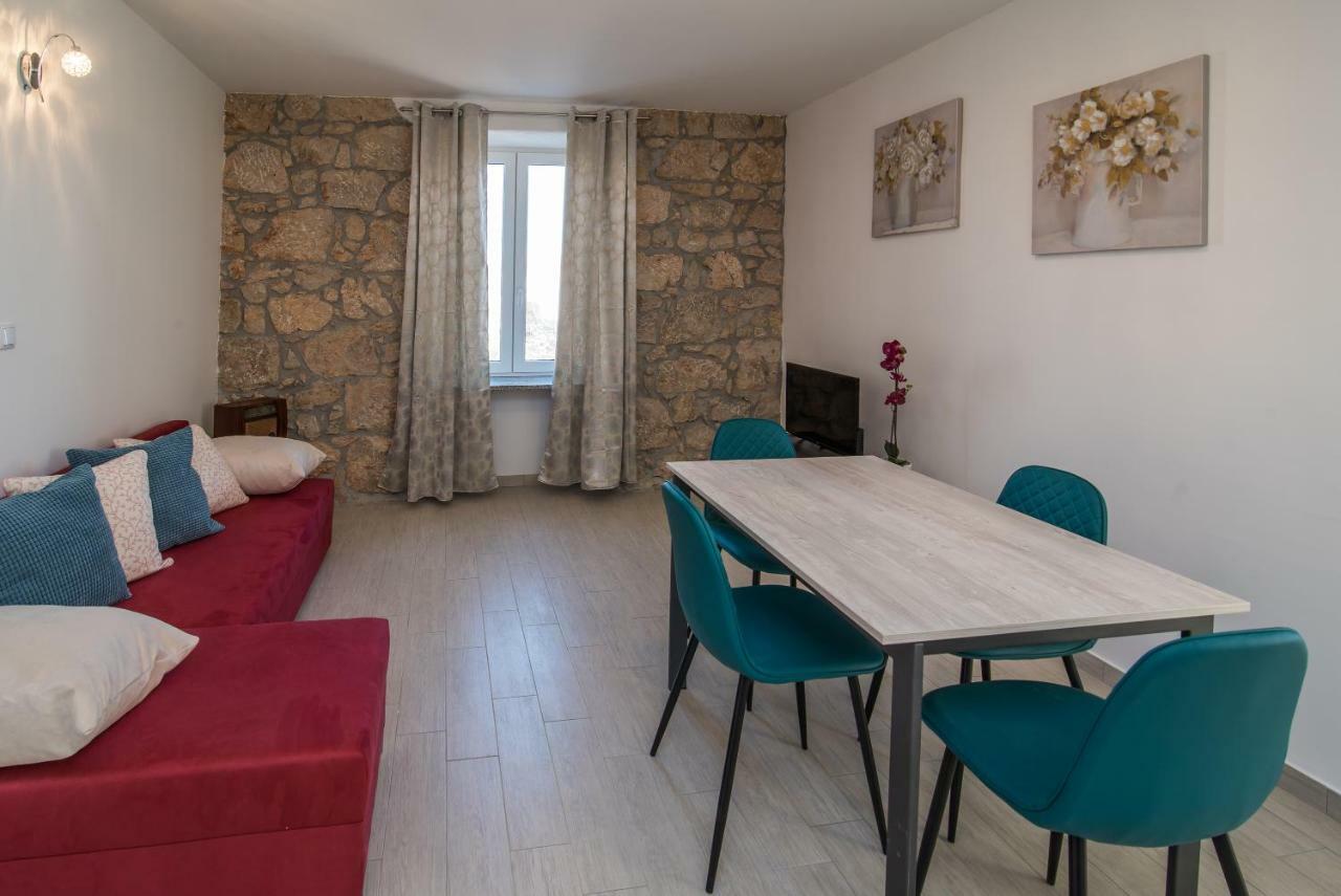 Oliva Apartment Връбник Екстериор снимка